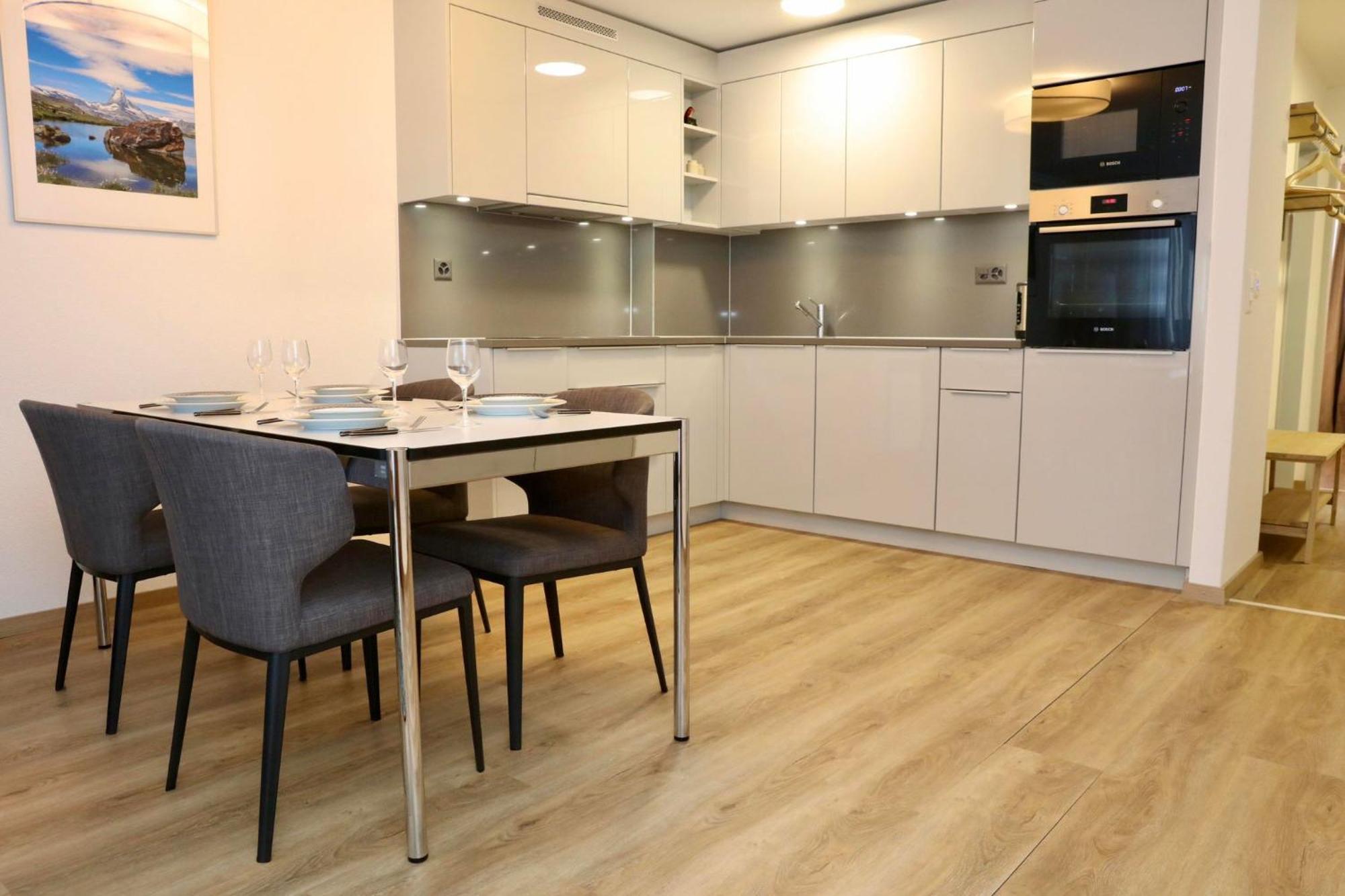 Monte Rosa Taesch, Apartments Mit Wellness Bereich Pokoj fotografie